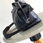 Louis Vuitton CarryAll Cargo PM 33Cm - Image 4
