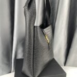 Saint Laurent Le 5 À 7 Supple Large Black Python 27cm - Image 2