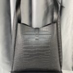 Saint Laurent Le 5 À 7 Supple Large Black Python 27cm - Image 6
