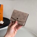 Louis Vuitton Iris Compact Wallet Beige 12Cm M62542 - Image 3