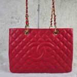 Chanel Grand Shopping Tote Gold Hardware Red 33Cm - Image 3