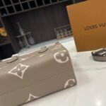 Louis Vuitton OnTheGo PM Bicolor Monogram Empreinte Cream 25Cm M45779 - Image 4