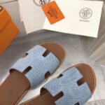 Hermes Izmir Sandal Bleu Clair H221819ZHCB400 - Image 8