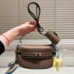 Hermes Kelly Moove Swift Silver Hardware Etoupe 17Cm - Image 3
