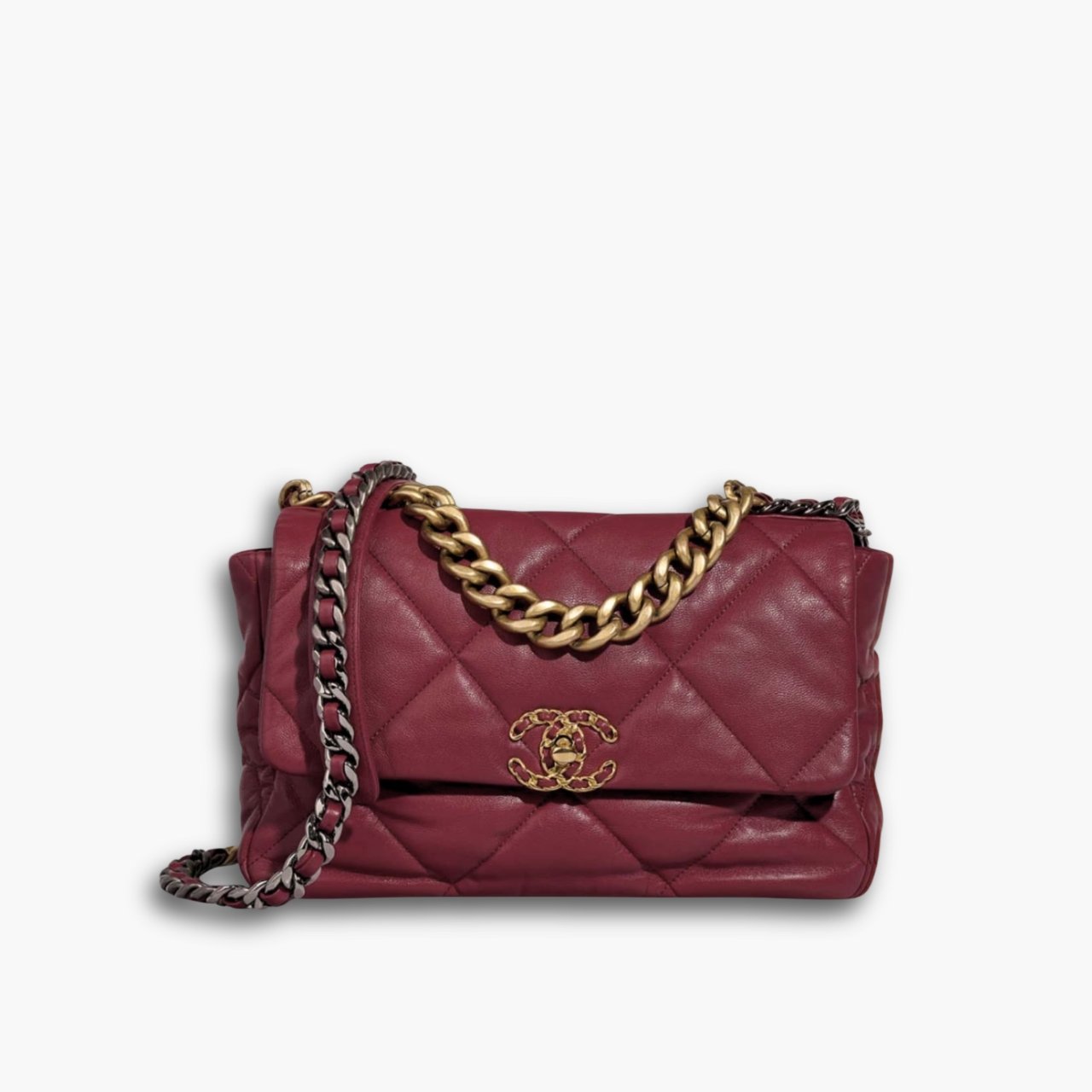 myelegous-1280-x-1280-px-2-4 Chanel 19 Shiny Crumpled Burgundy 25cm - Image 1